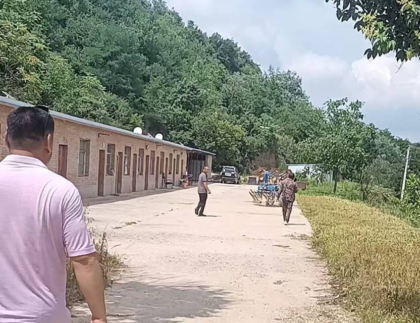 陕西省咸阳养殖场340亩出租(彬县)